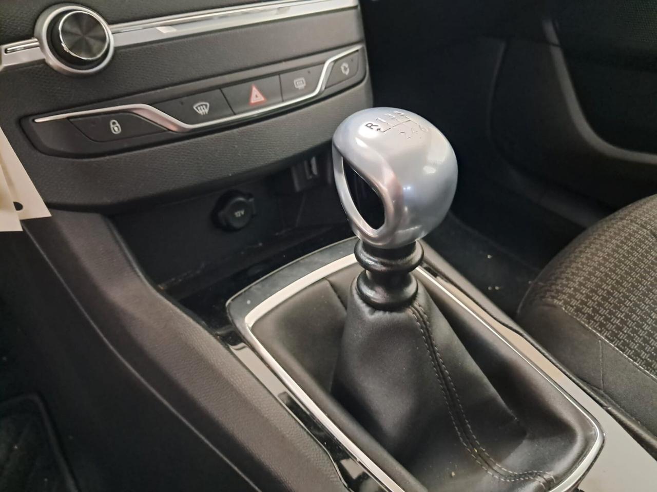 Peugeot 308 BlueHDi 130 S&S EAT8 SW Business