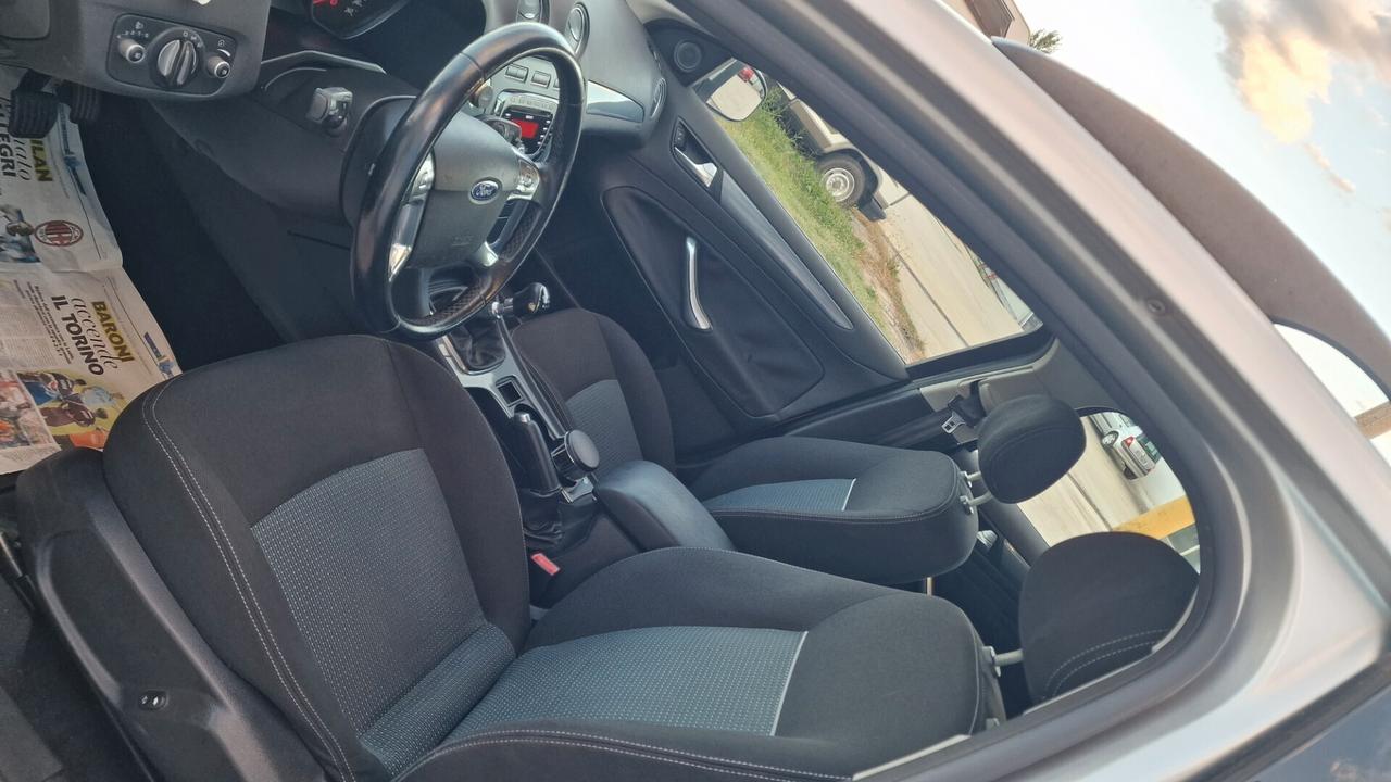 Ford Mondeo 1.6 TDCi 115 CV S.W Titanium - 2012