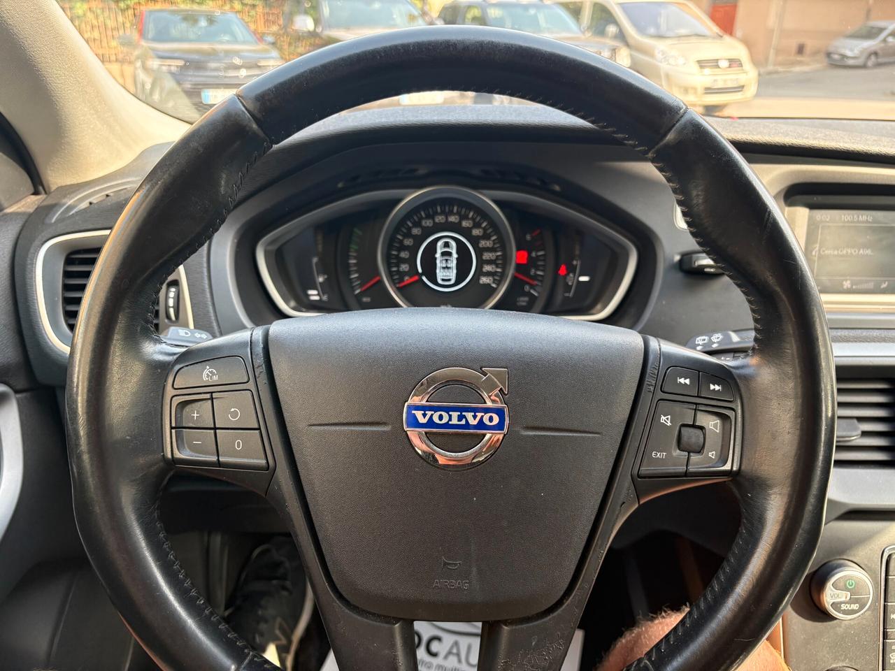 Volvo V40 Cross Country D2 1.6 Momentum