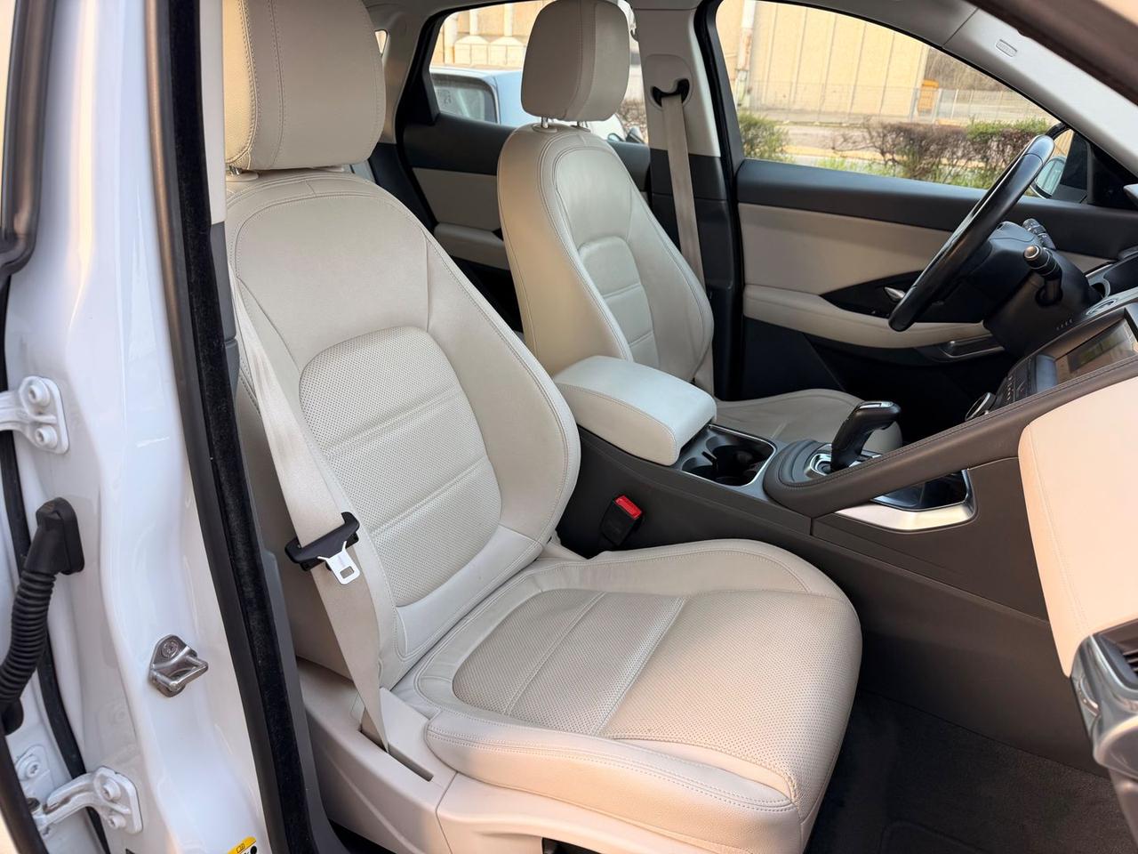 Jaguar E-Pace S D 180 #9646