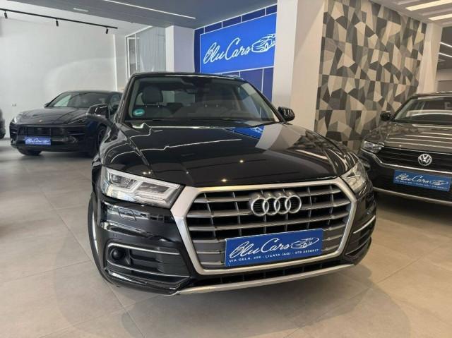 Audi Q5 35 2.0 tdi mhev Business Sport 163cv s-tronic