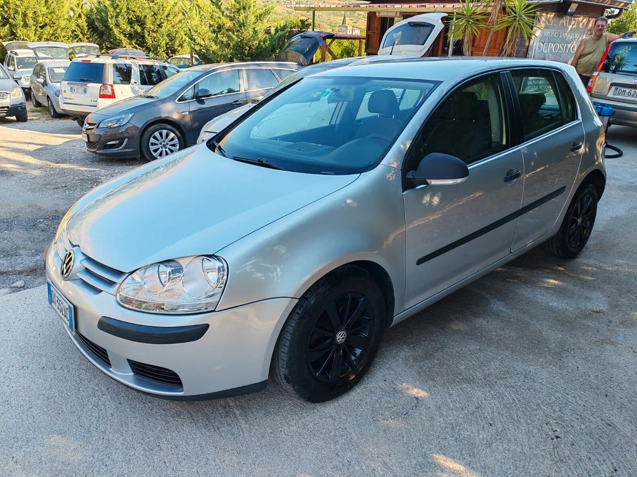 Volkswagen Golf 1.9 TDI DPF 5p. Comfort. BlueMot.
