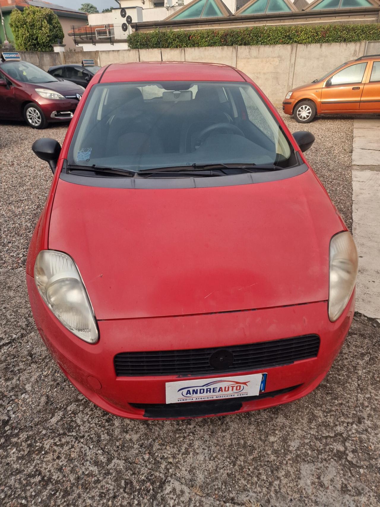 Fiat Grande Punto 1.2 3 porte distrb ok