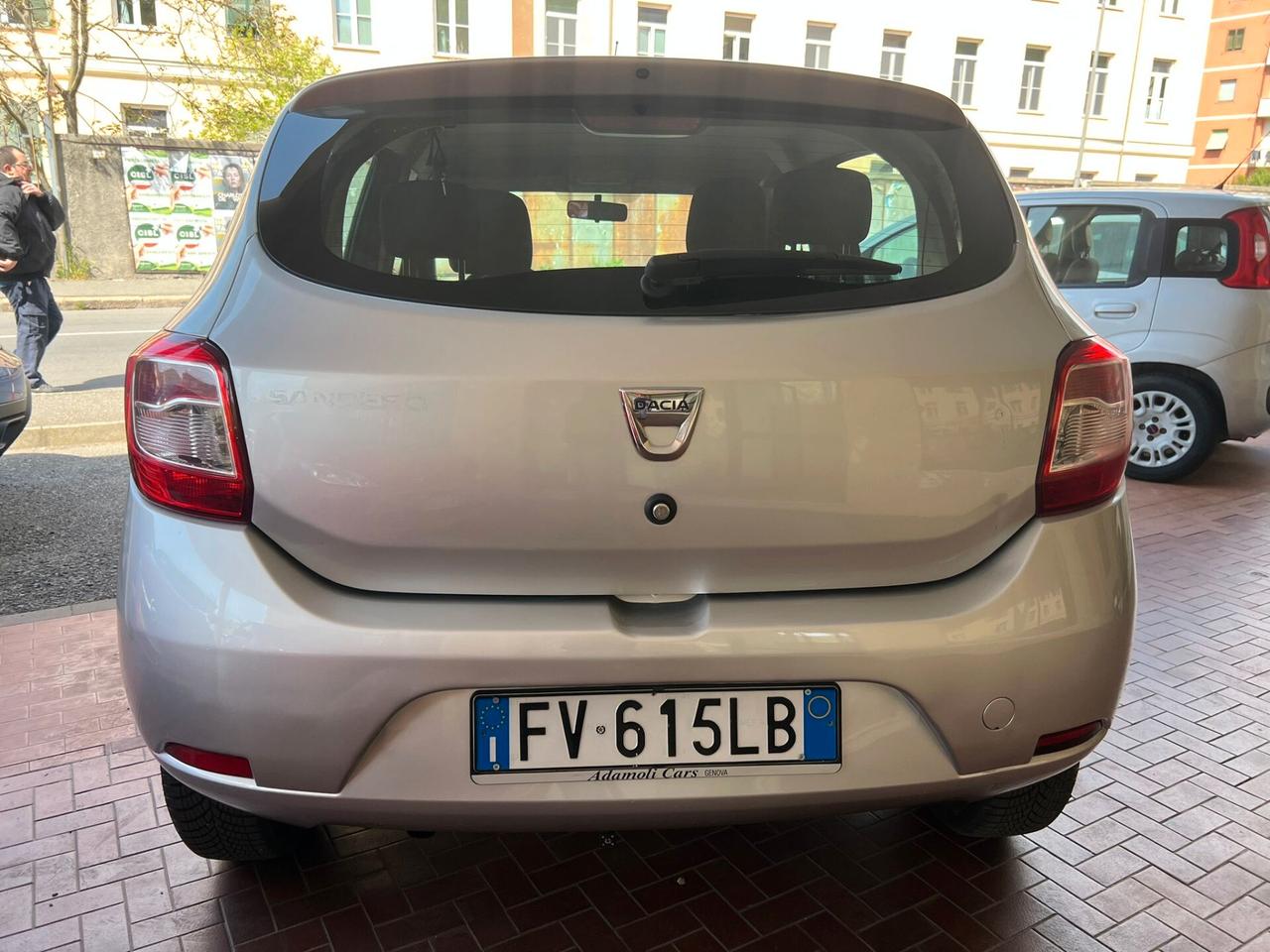 Dacia Sandero 1.2 73CV