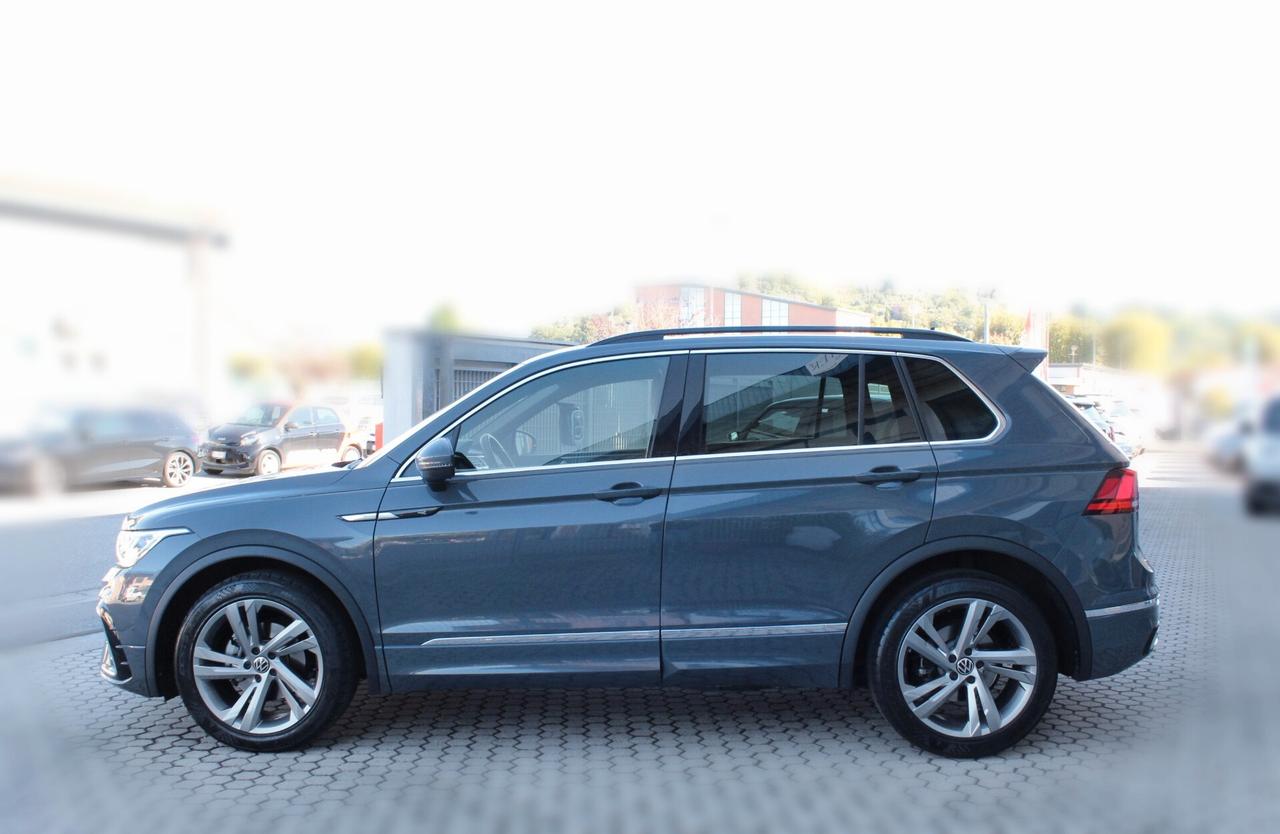 Volkswagen Tiguan 2.0 TDI 150 CV SCR DSG R-Line