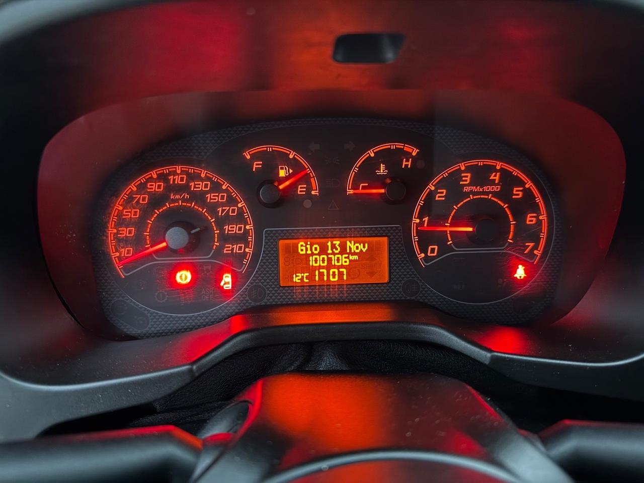 Fiat Fiorino 1.3 MJT 95CV Cargo Adventure GANCIO TRAINO