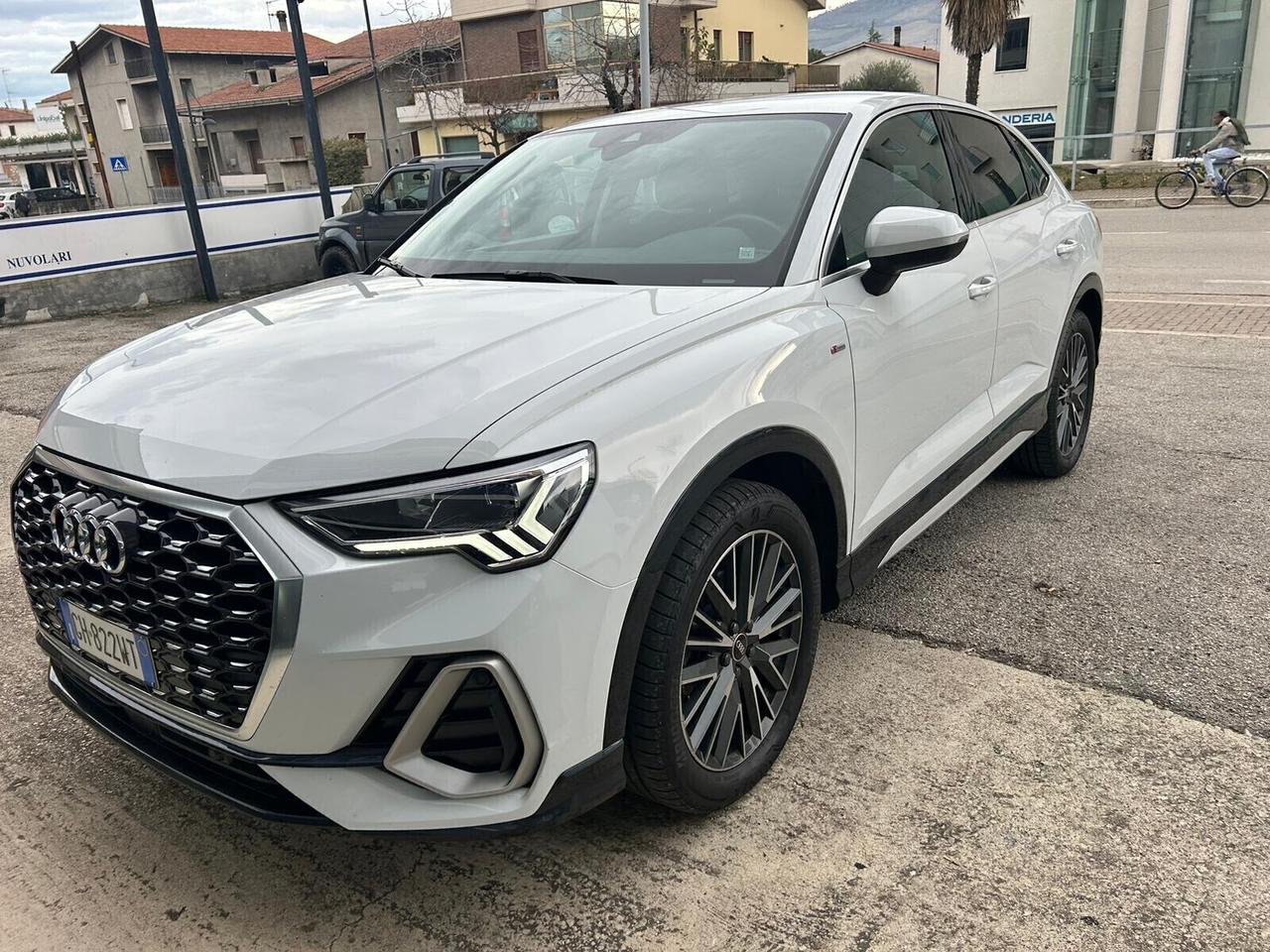Audi Q3 SPB 35 TDI S tronic line edition “70.000 Km”