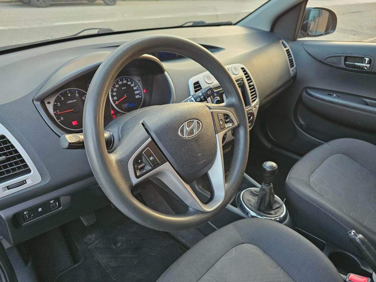 Hyundai i20 1.2 75cv Comfort*Clima*Cerchi*Navi*Neopatentati