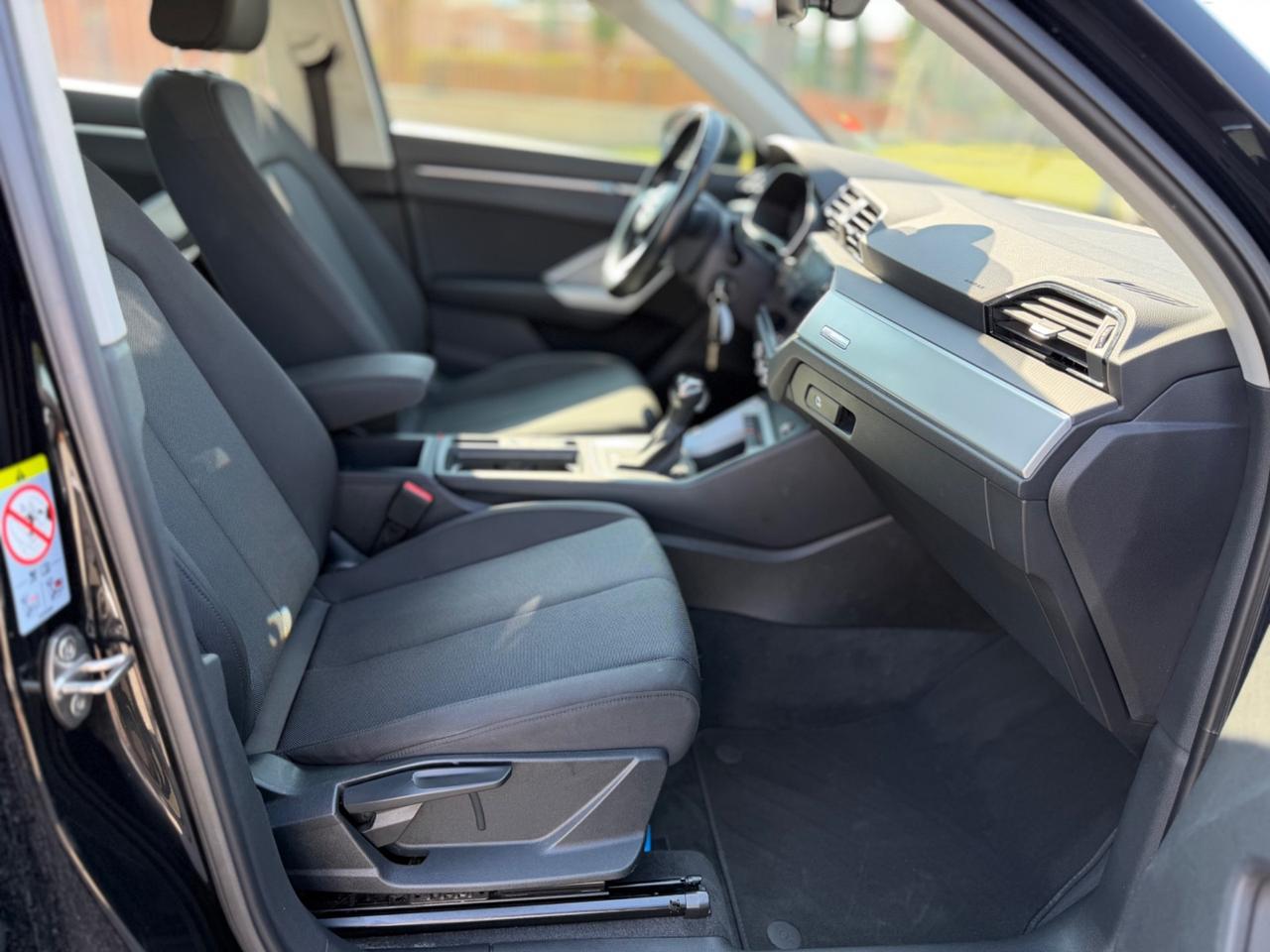 Audi Q3 2.0 TDI 150 CV S tronic line Edition