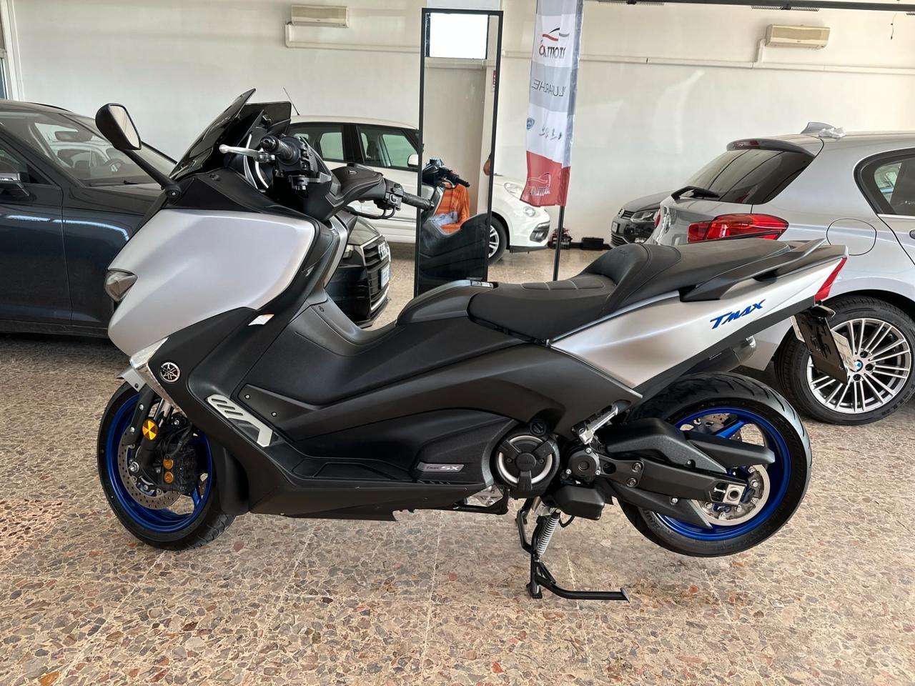 YAMAHA T-MAX 530 SX 2018 SPORT EDITION