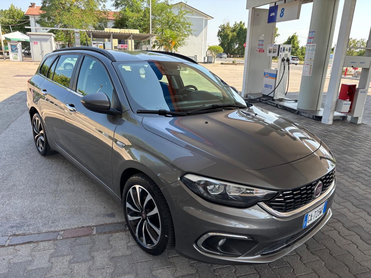 Fiat Tipo 1.6 Mjt S&S DCT 5 porte Mirror