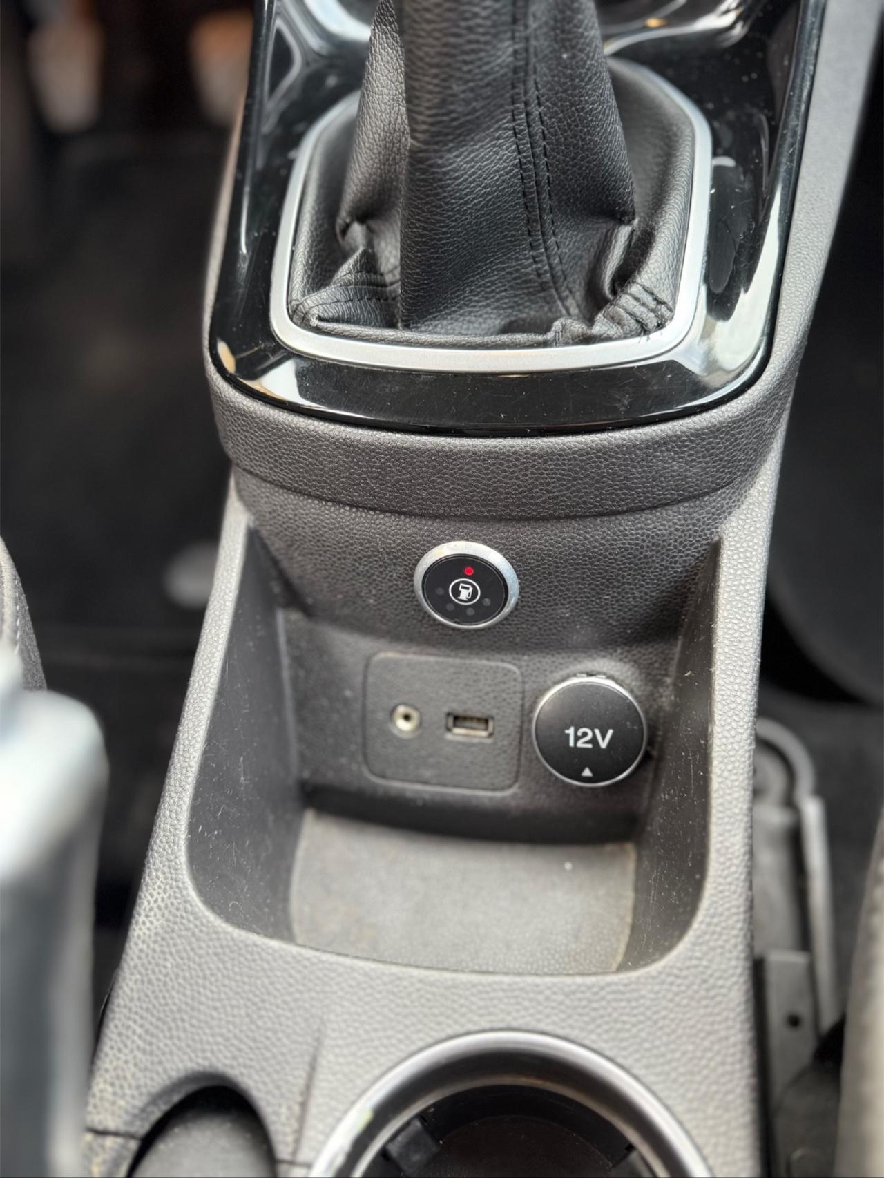 Ford Fiesta 1.4 5p. Bz.- GPL Titanium
