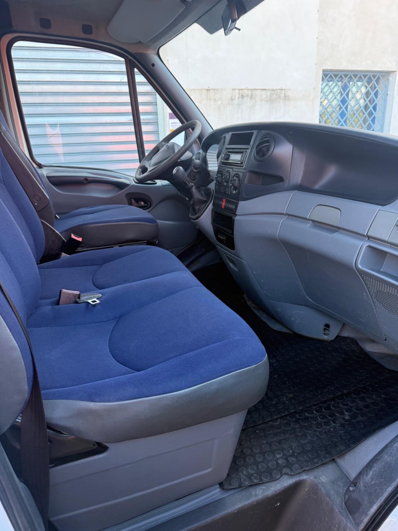Iveco Daily 35c15 RIBALTABILE TRILATERALE