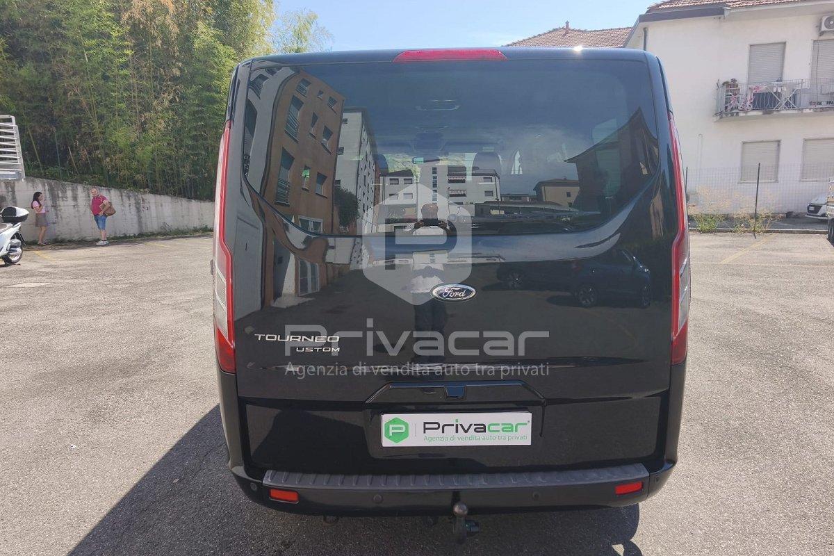 FORD Tourneo Custom 300 2.2 TDCi 155CV PC Titanium