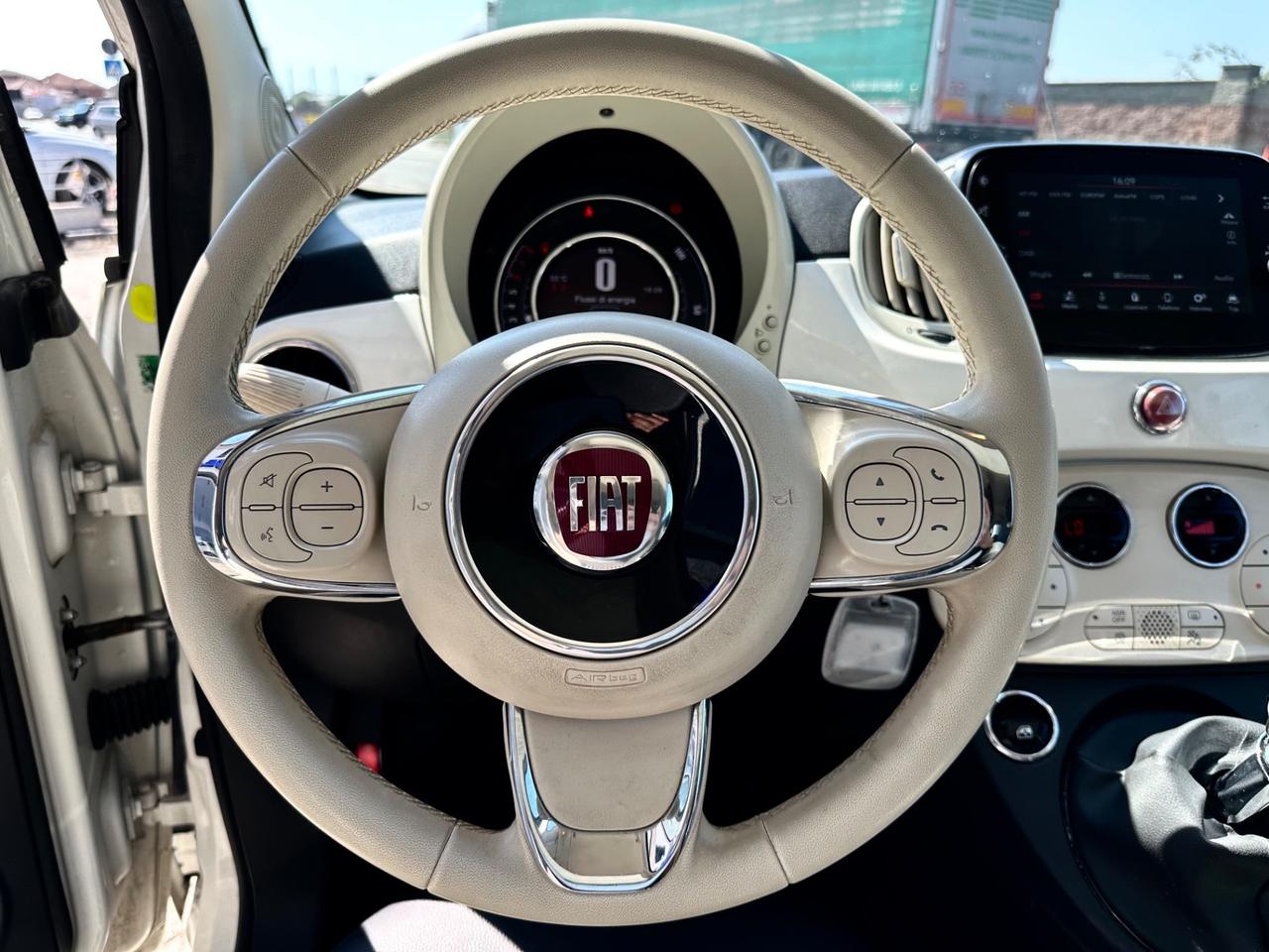 Fiat 500 1.0 hybrid Dolcevita 70cv INTERNI NERI * NO VINCOLI*