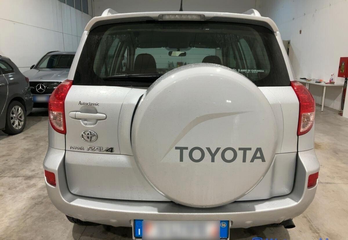 Toyota RAV 4 RAV4 2.2 Diesel 136 CV