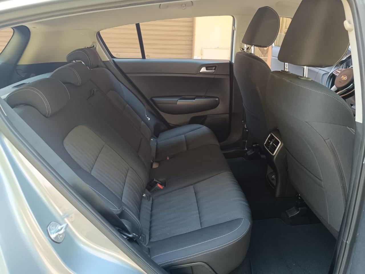 Kia Sportage 1.6 CRDI 115 CV 2WD Mild Hybrid Business Class