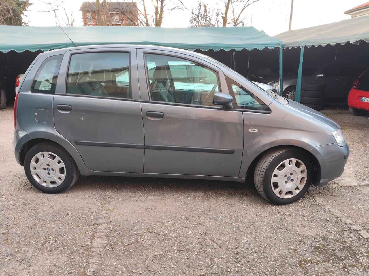 FIAT IDEA OTTIMA PER FAMIGLIA OK NEOPATENTATI!