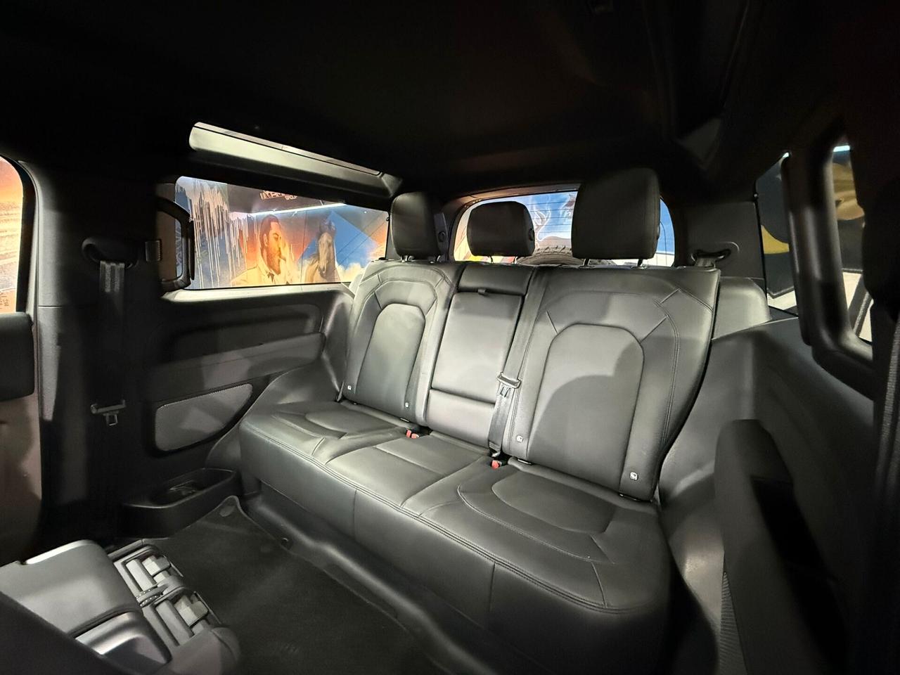 Land Rover Defender 90 3.0D I6 200 CV AWD Auto X-Dynamic SE (303)