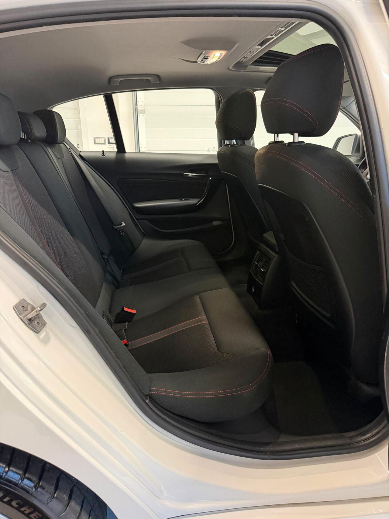 Bmw 118 118d 5p. Msport