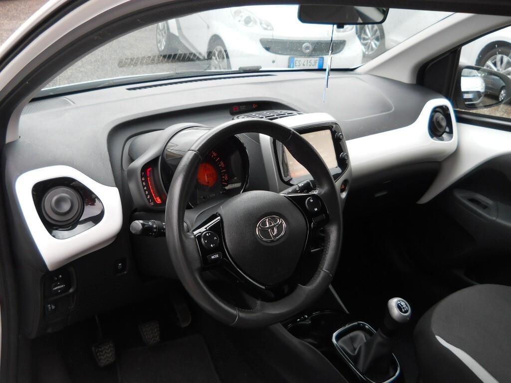 Toyota Aygo 1.0 VVT-i 72 CV 5 porte x-play