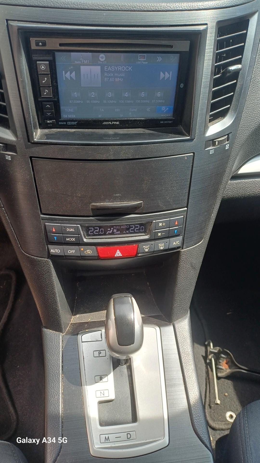 Subaru OUTBACK 2.0d Lineartronic Free