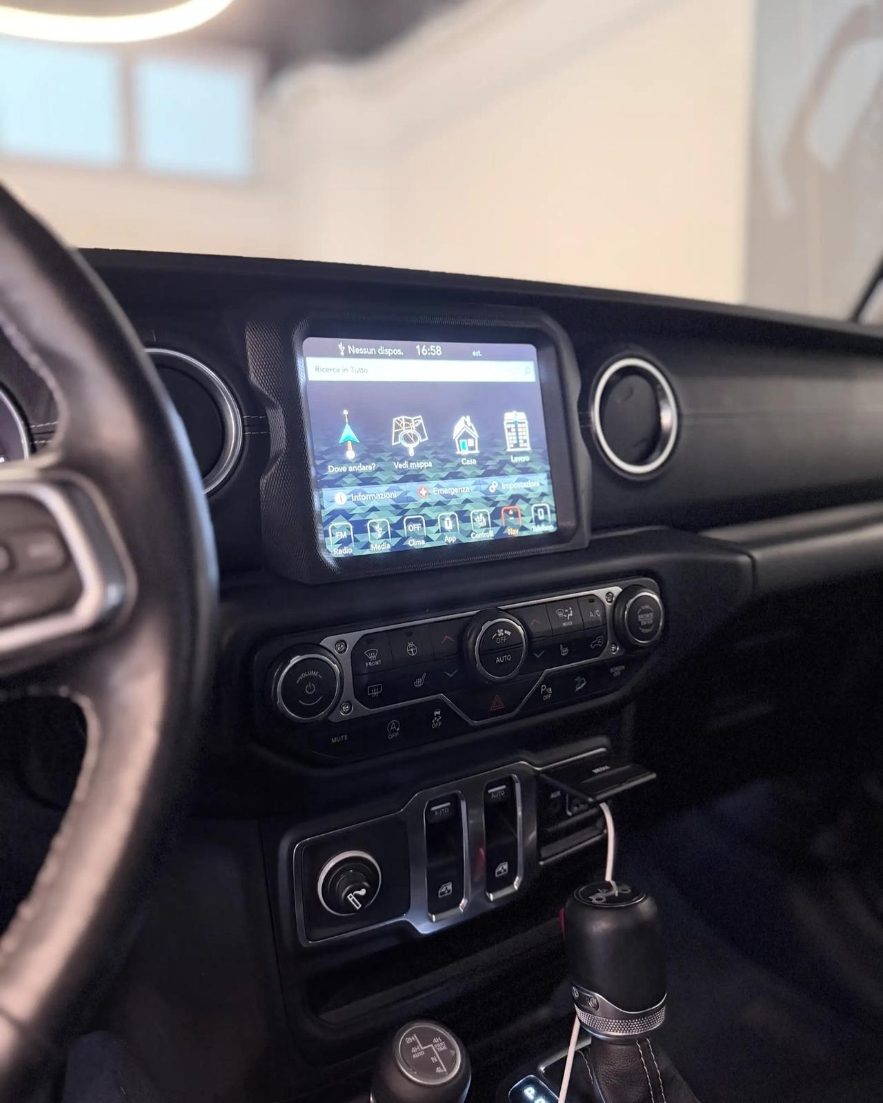 Jeep Wrangler 2.2 Mjt II Sahara