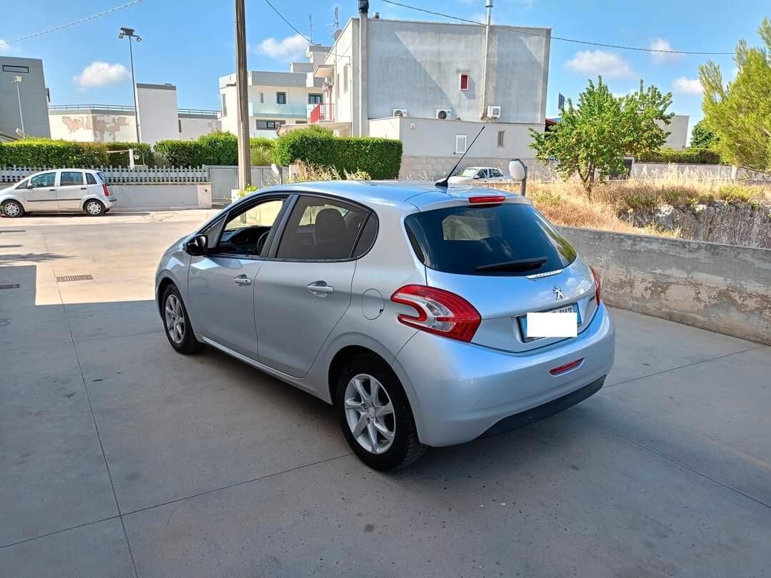 Peugeot 208 1.200 benzina X NEO PATENTATI 2 ANNI DI GARANZIA