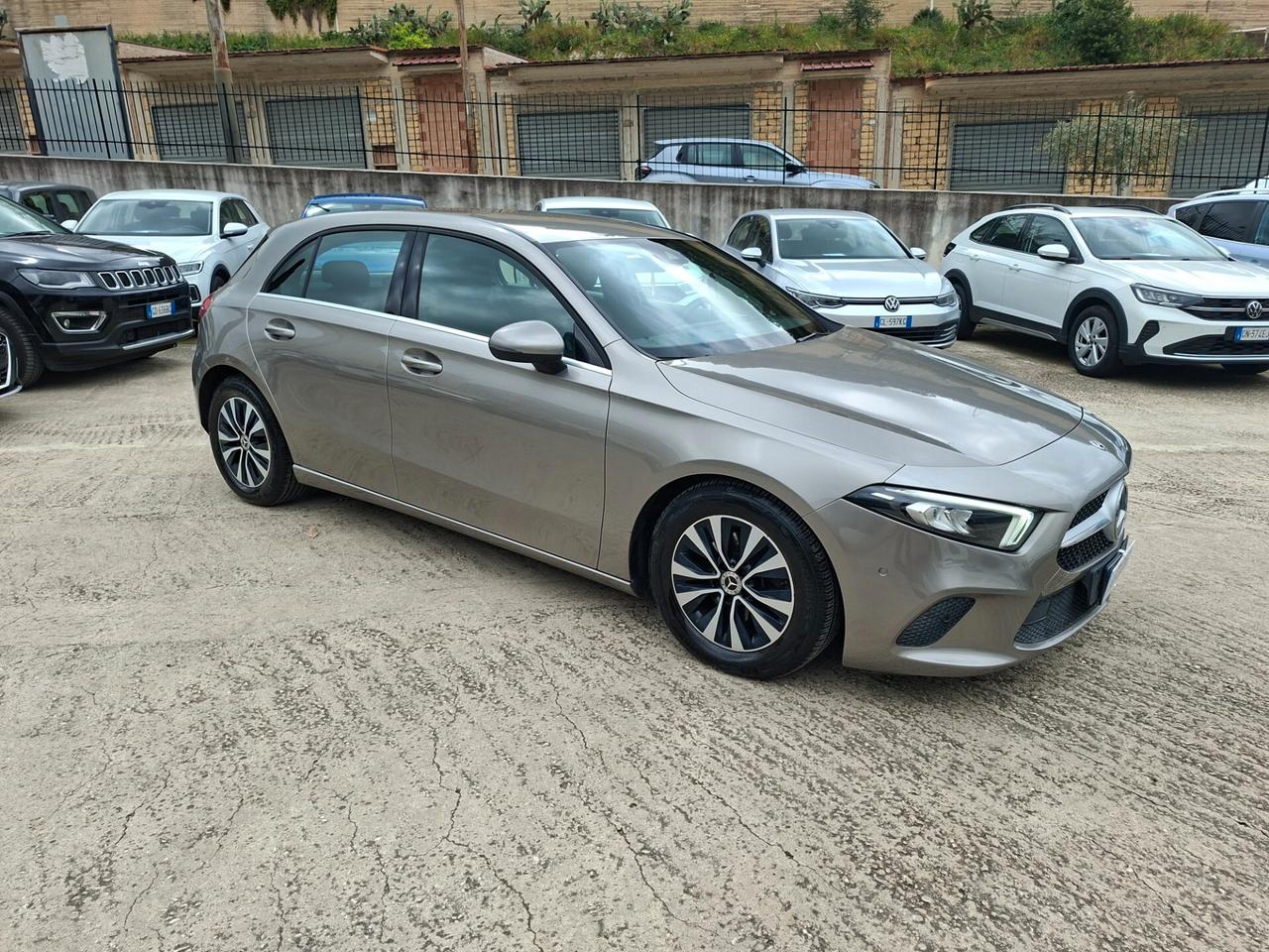 Mercedes-benz A 180 d Business