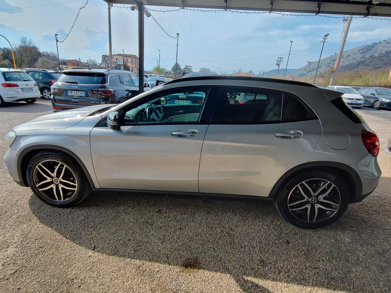 Mercedes-benz GLA 200 d Automatic 4Matic Premium