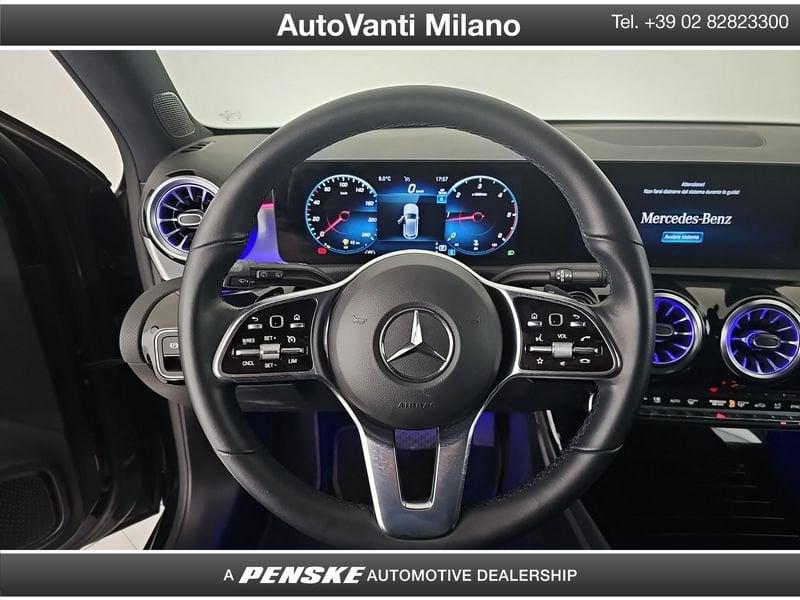 Mercedes-Benz Classe A A 200 d Automatic 4p. Premium Night Edition