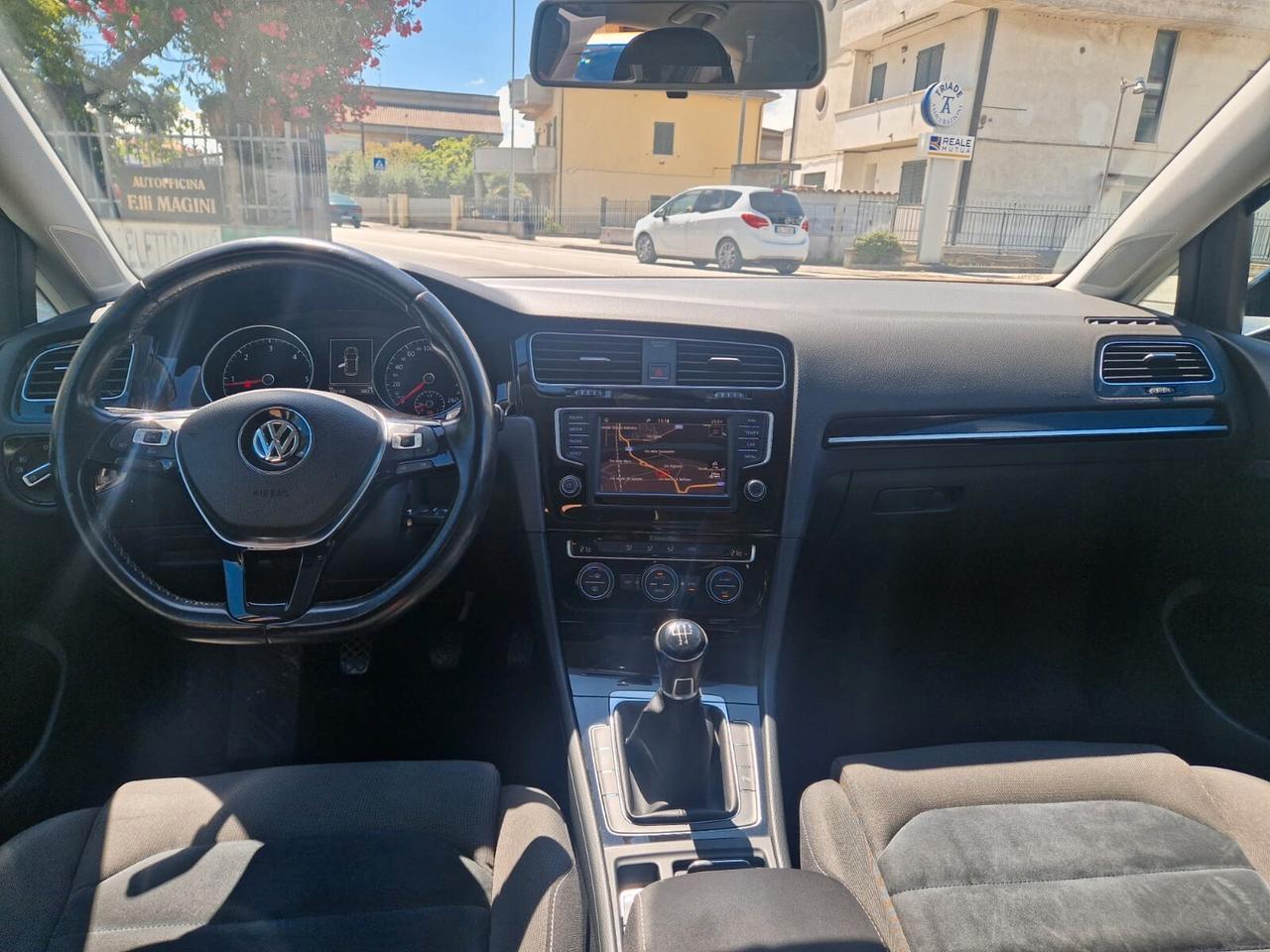 Volkswagen Golf 2.0 TDI DSG 5p. Highline BlueMotion Technology