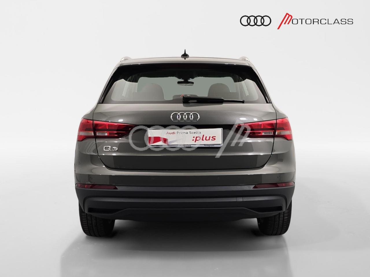 Audi Q3 45 1.4 tfsi e business s tronic