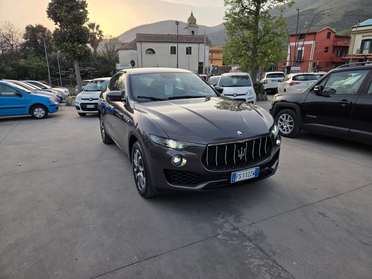 Maserati Levante V6 Diesel 275 CV AWD Granlusso - DA VETRINA !!
