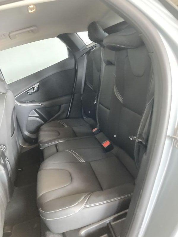 Volvo V40 D3 Geartronic Business Plus