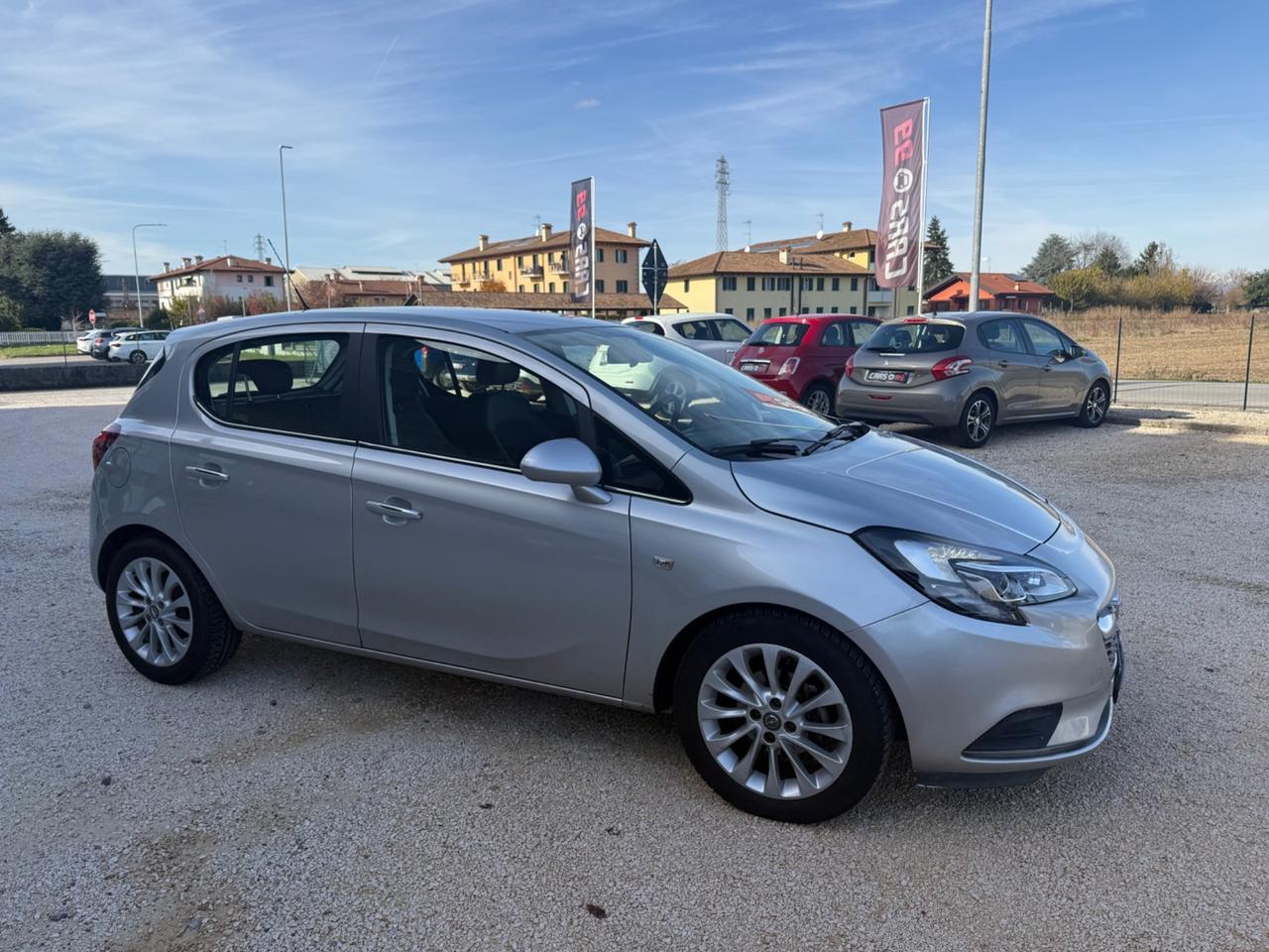 Opel Corsa 1.4 90CV 5 porte Cosmo