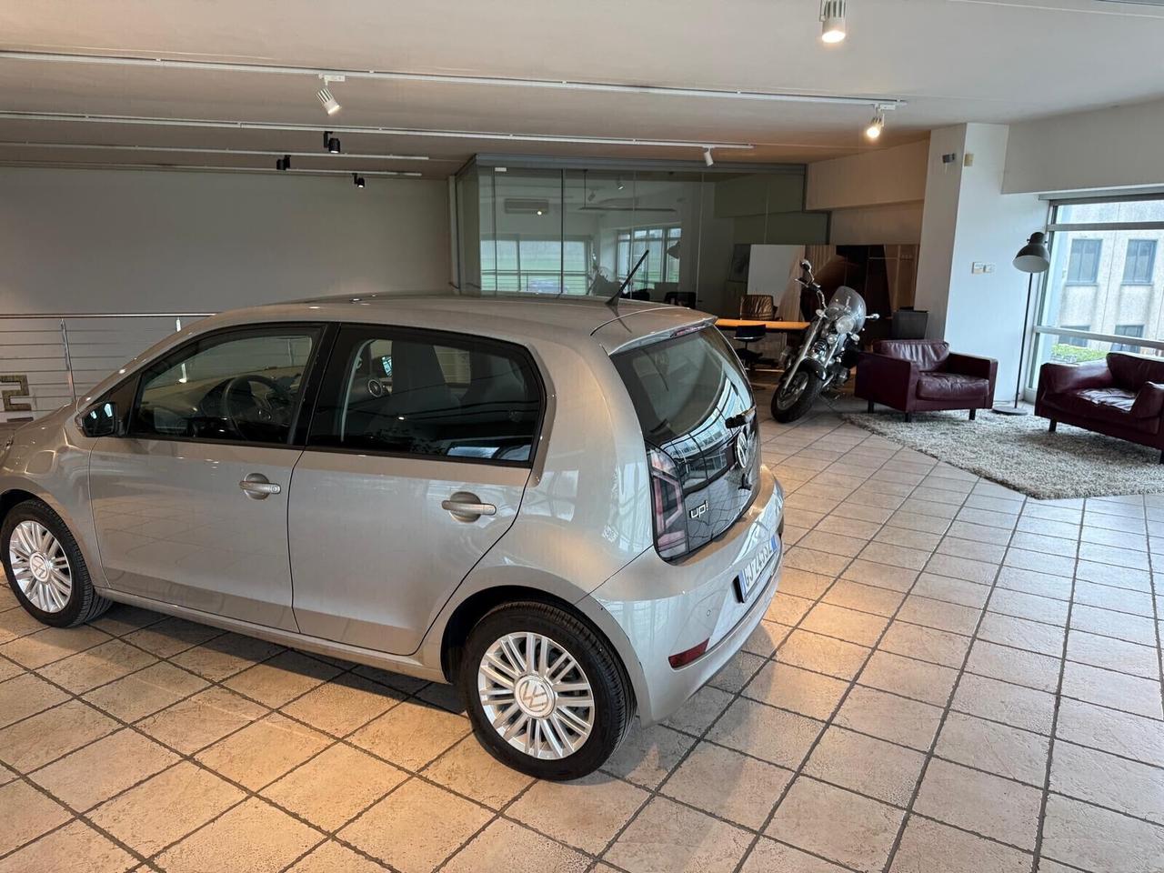 Volkswagen up! 1.0 TSI