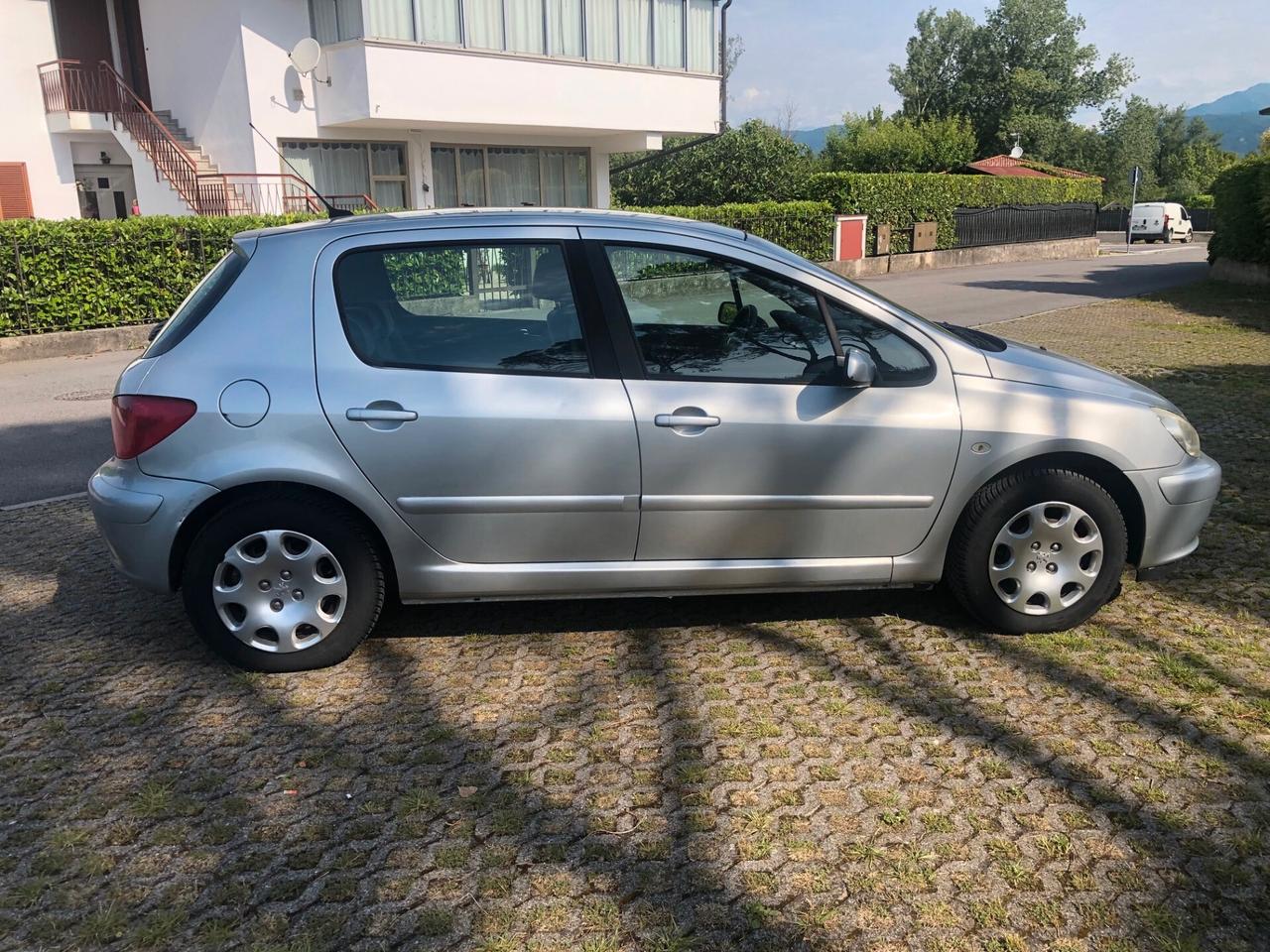 Peugeot 307 1.4 HDi 5p. XT