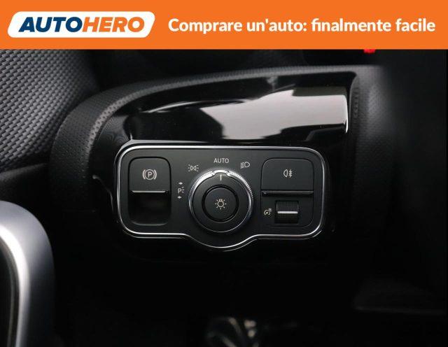 MERCEDES-BENZ A 180 d Automatic Sport