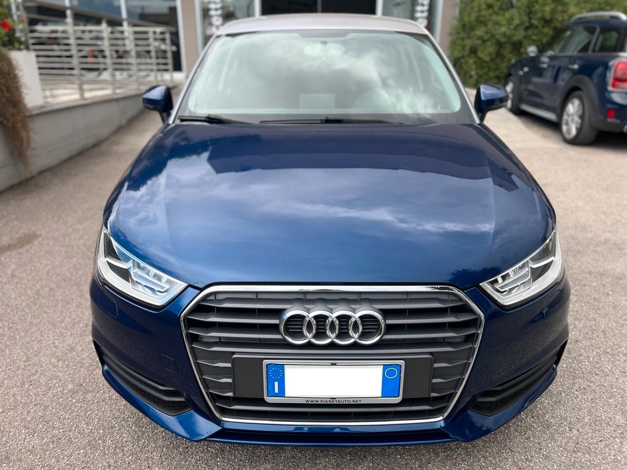 Audi A1 SPB Sportback 1.6 tdi 115cv s-tronic LED/PDC/16;