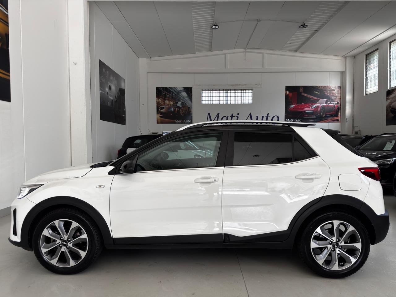 Kia Stonic 1.4 MPI 100 CV Urban