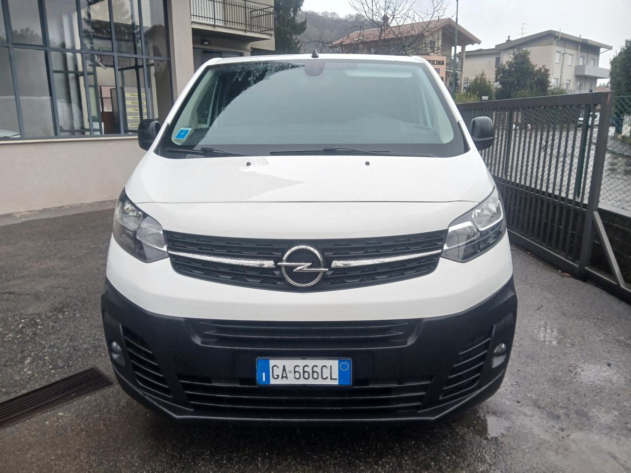 Opel Vivaro 1.5 Diesel 100 CV 3 POSTI ANTERIORI 2020