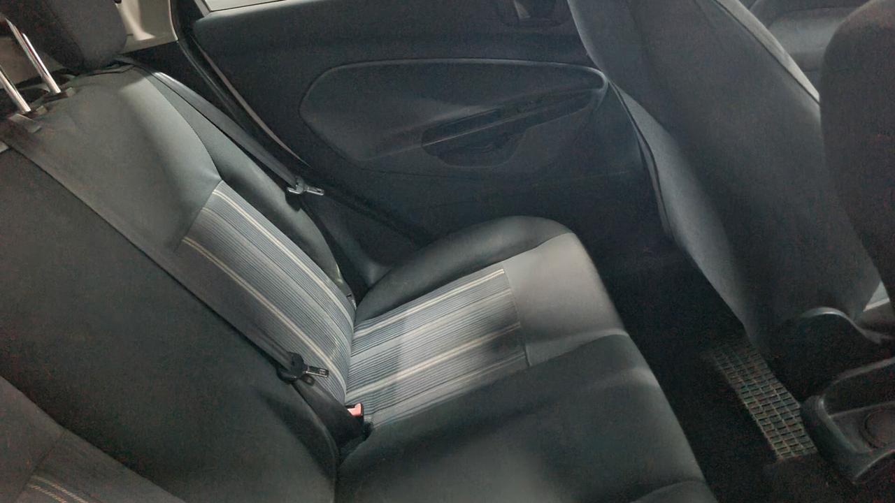 Ford Fiesta 1.4 TDCi 5p. Titanium
