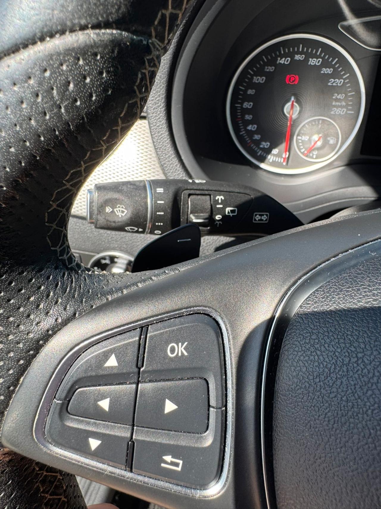 Mercedes-benz A 180 d Automatic Premium
