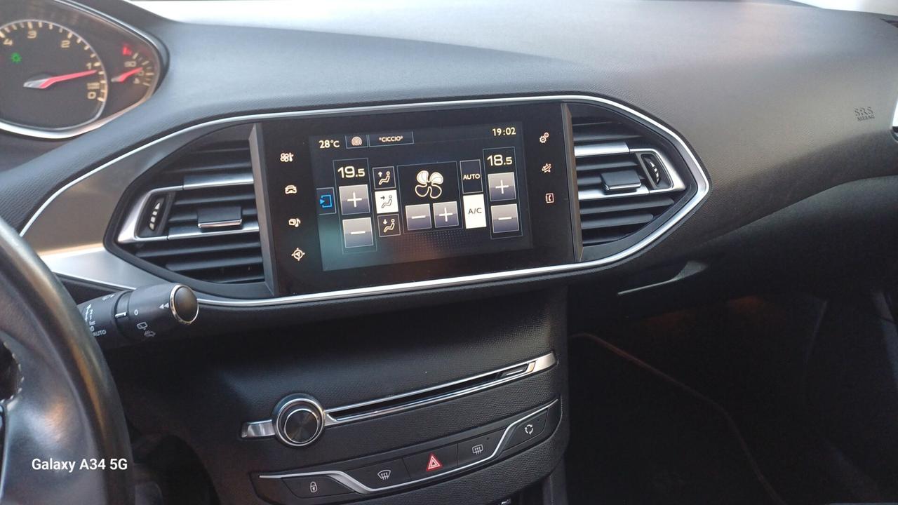 Peugeot 308 1.6 e-HDi 115 CV Stop&Start Allure