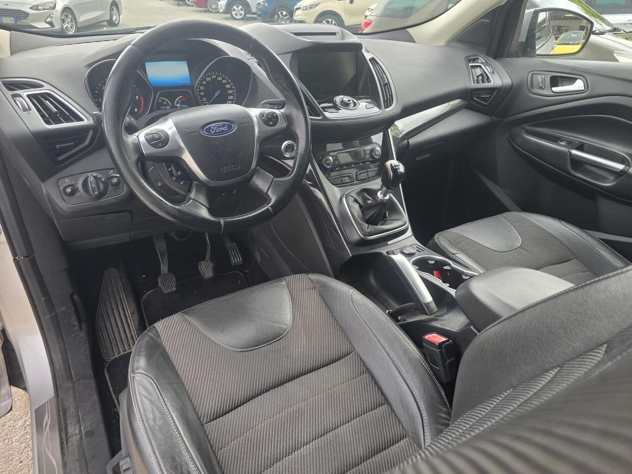 Ford Kuga 2.0 TDCI 120 CV S&S 2WD Titanium