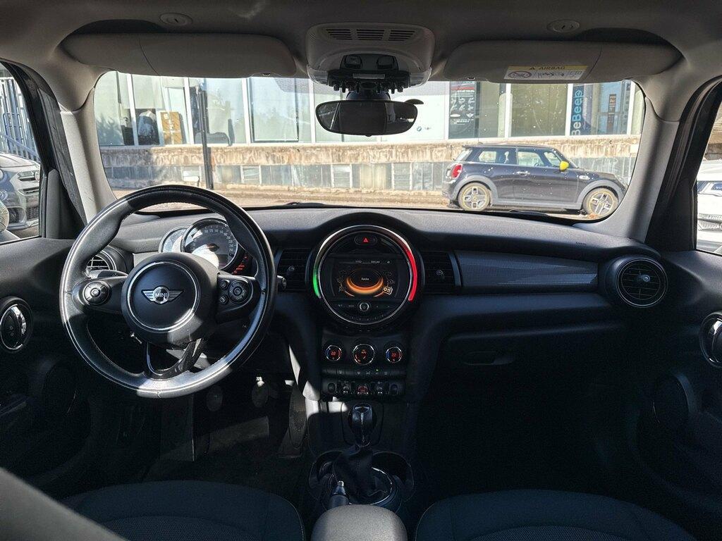 Mini Cooper D 1.5 D Cooper D Business