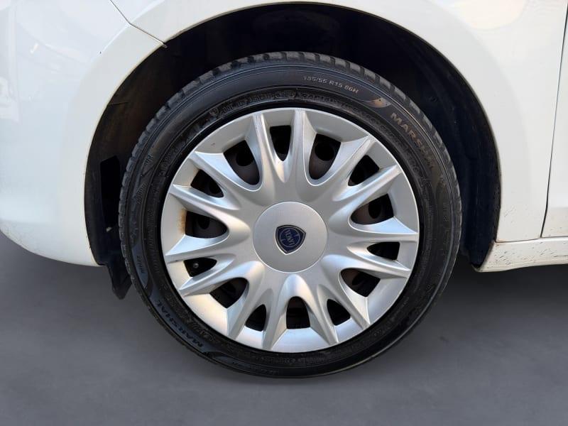 LANCIA YPSILON 1.2 69 CV 5 PORTE GPL E