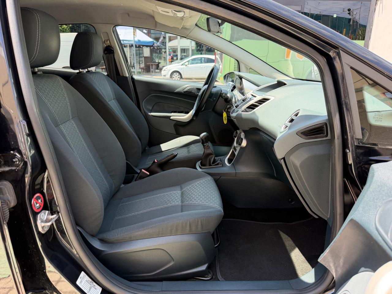 Ford Fiesta 1.4 TDCi Titanium - GARANZIA