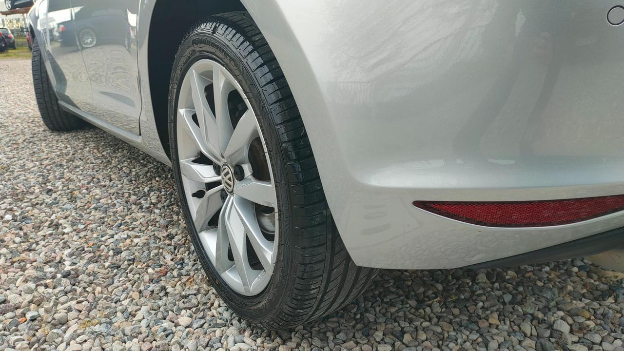 Volkswagen Golf 5 Porte Golf 5p 1.6 tdi Highline Executive (business) 110cv dsg